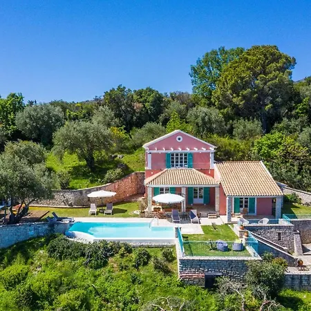 Aloni Sinies * Agios Stefanos Kassiopi